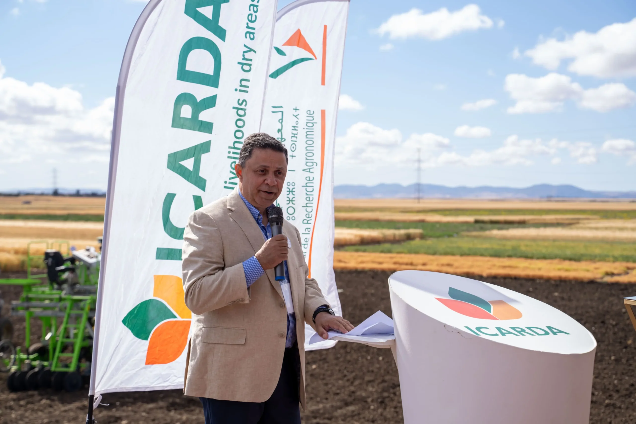 Tareq Alzabet giving a speech